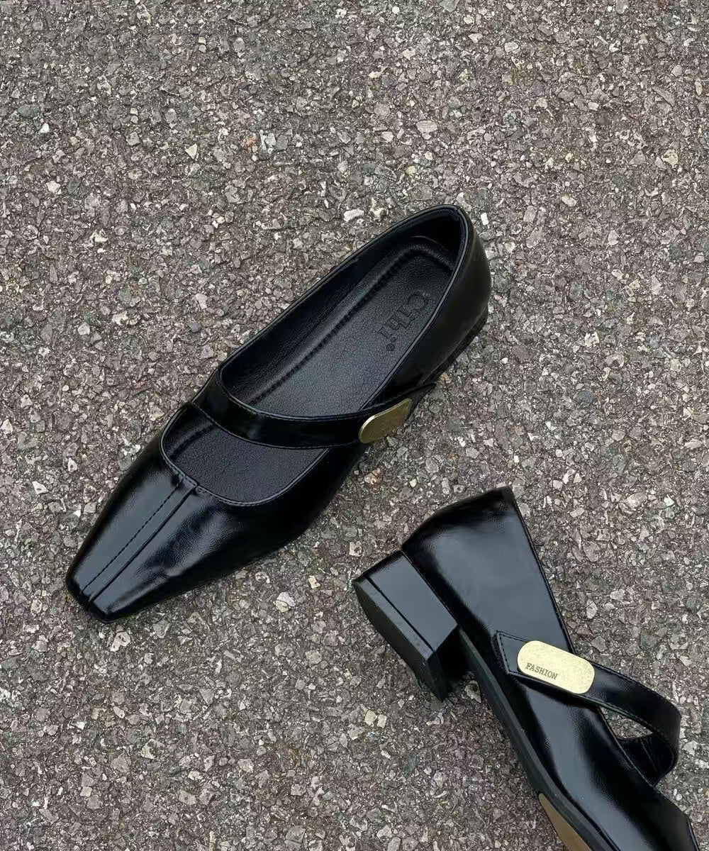 Black Buckle Strap Splicing Chic Faux Leather Chunky Shoes