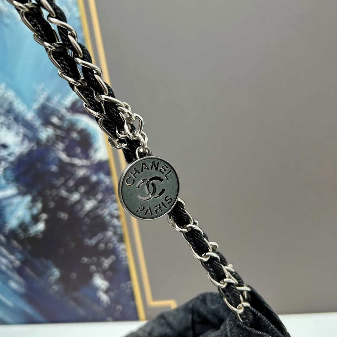 Chanel Tote Bag