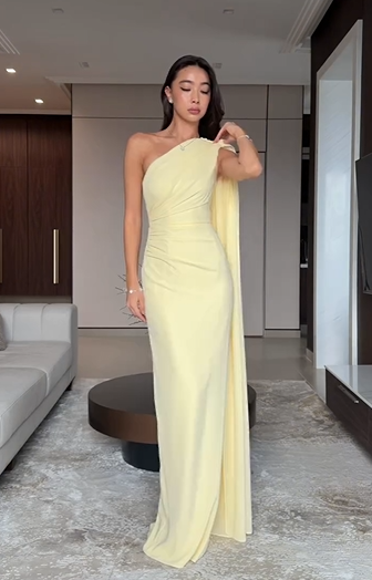 Pale Yellow One-Shoulder Capelet Waist-Cinching Slit Maxi Dress
