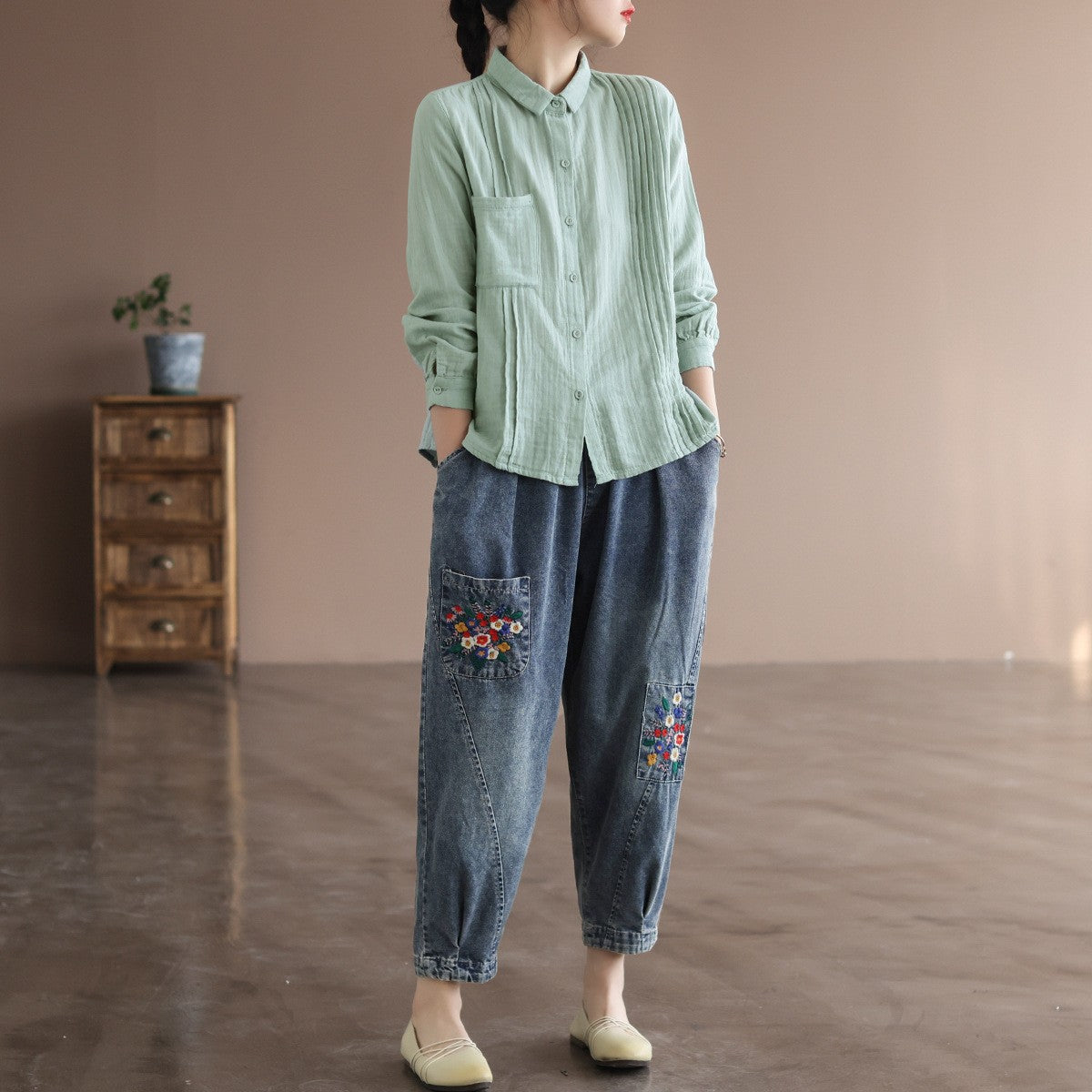 Pocket Embroidery High Waist Literary Retro Nine-point Harem Pants