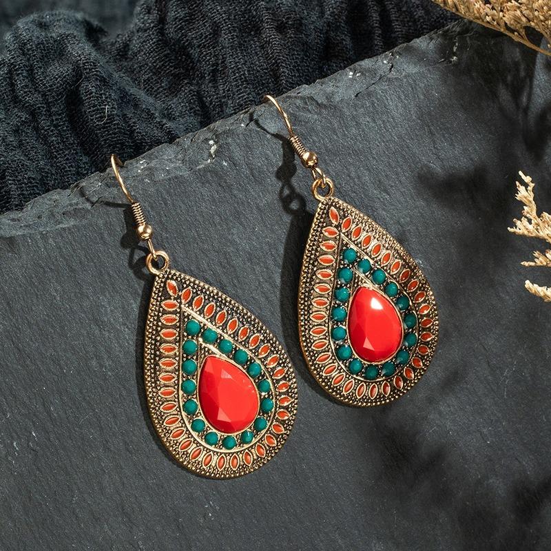 Bohemian Drop-Shaped Earrings With Rubies