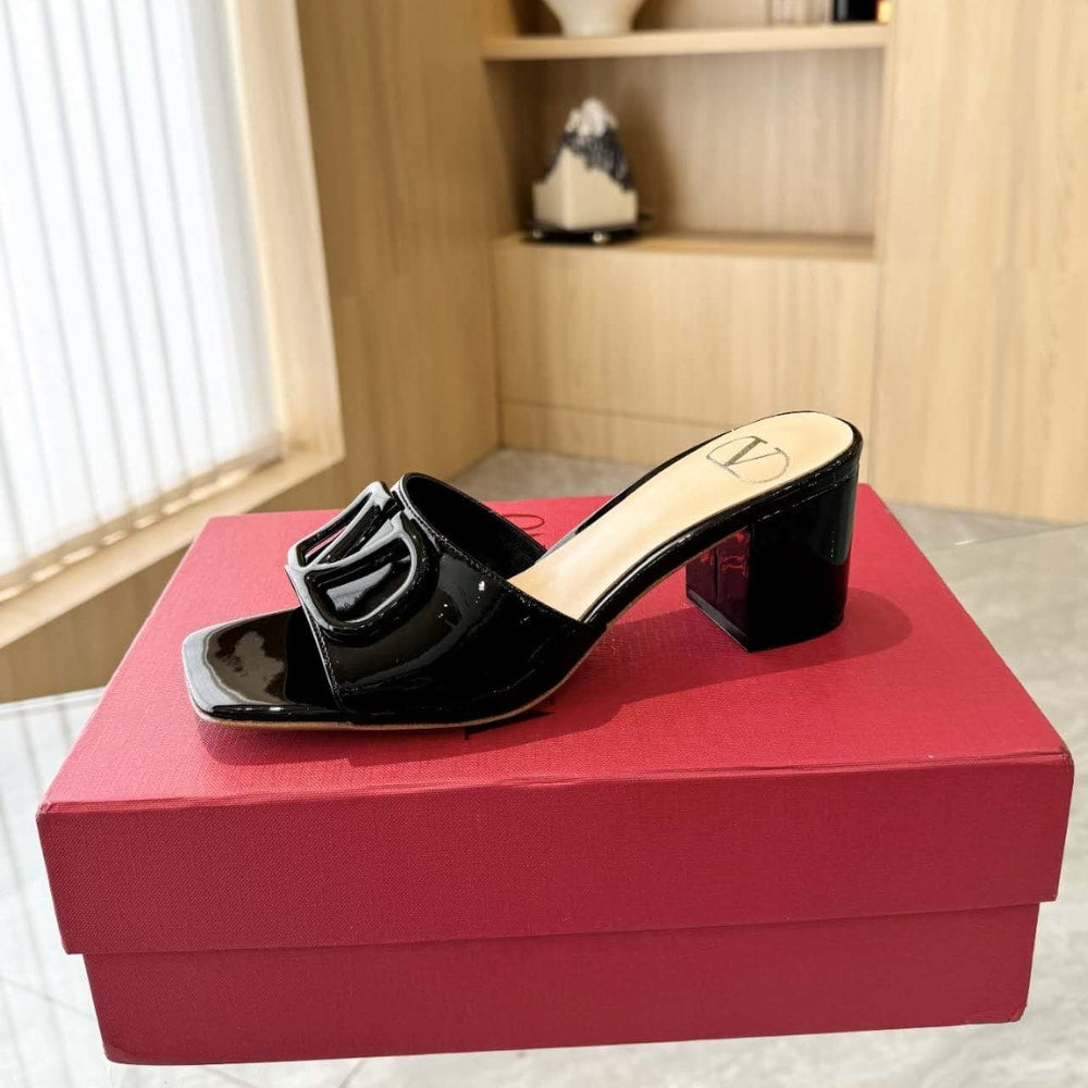 VALENTINO VLOGO SIGNATURE SLIDE SANDAL BLACK 6W2S0HA6TMK 0NO