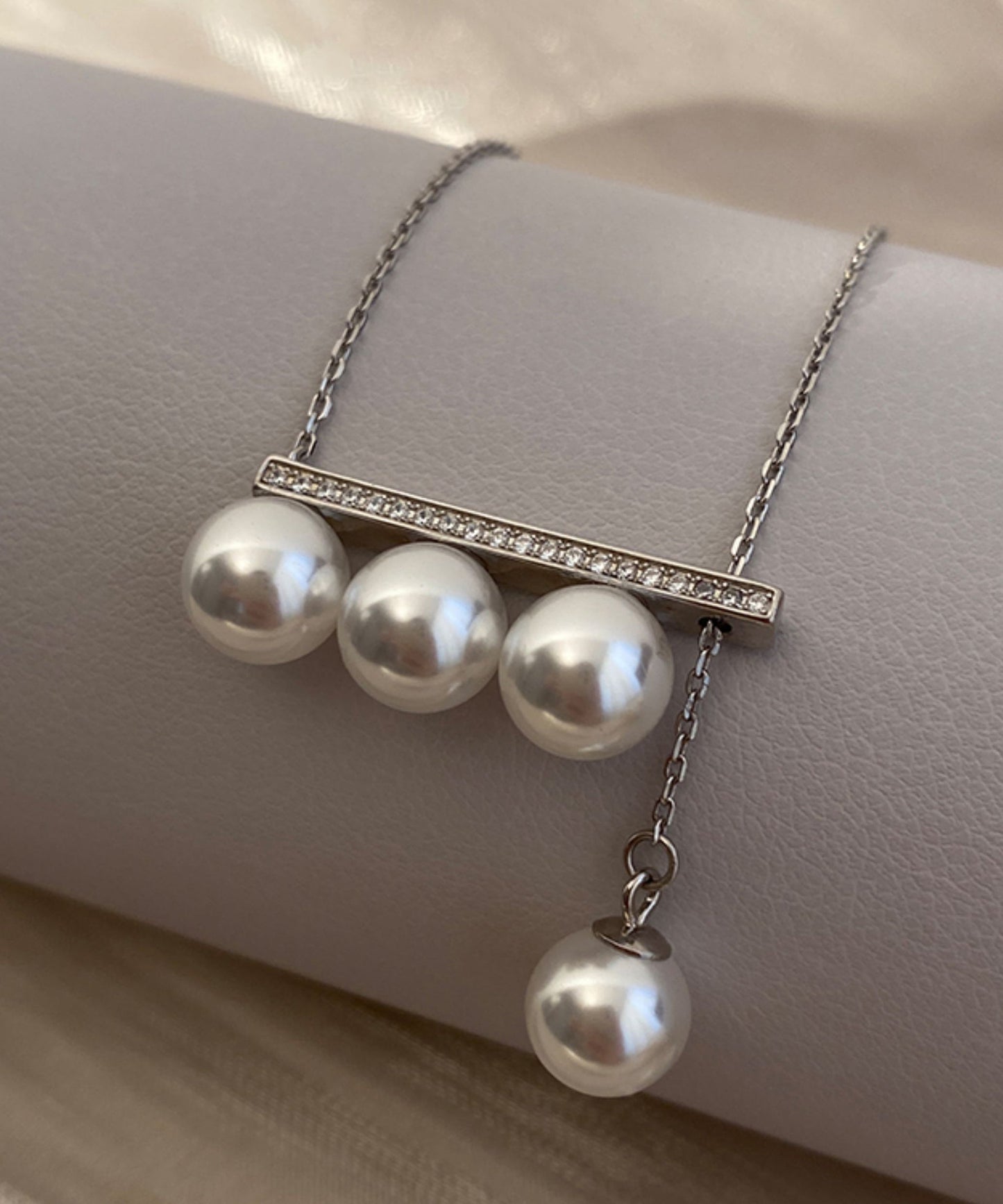 Chic Colorful Pull Out Bar Shaped Diamond Inlay Silver Necklace