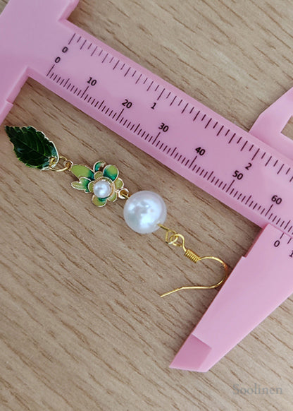 Chic Green Leaf Metal Fine Pearl Drop Earrings