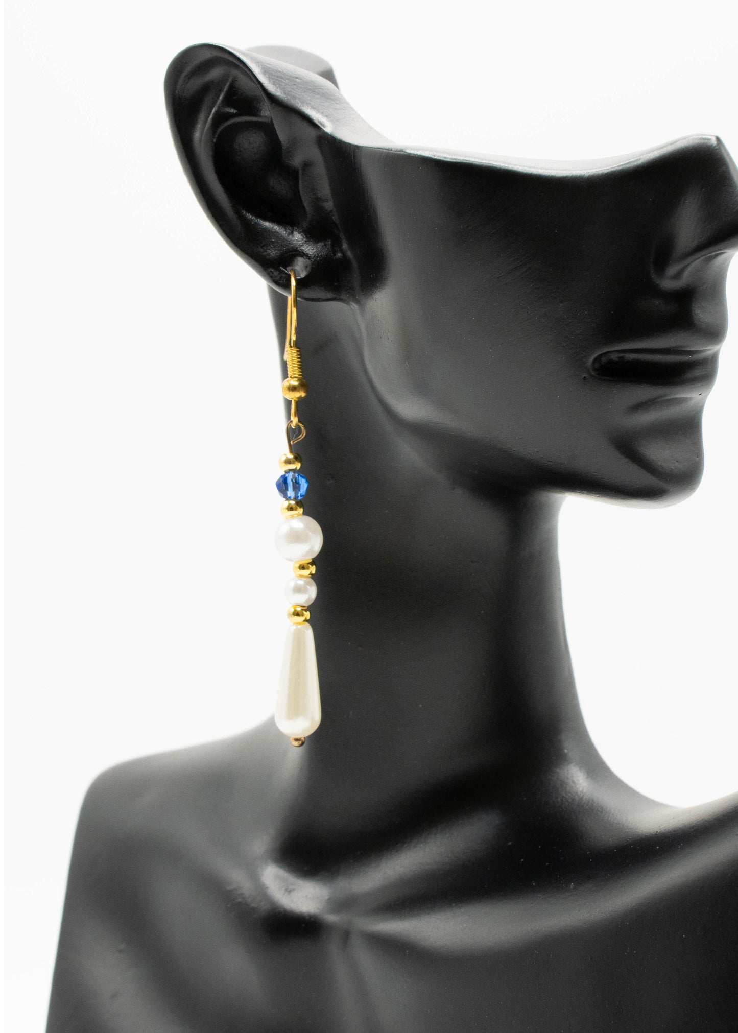 Chic White Pearl Asymmetrical Design Drop Earrings