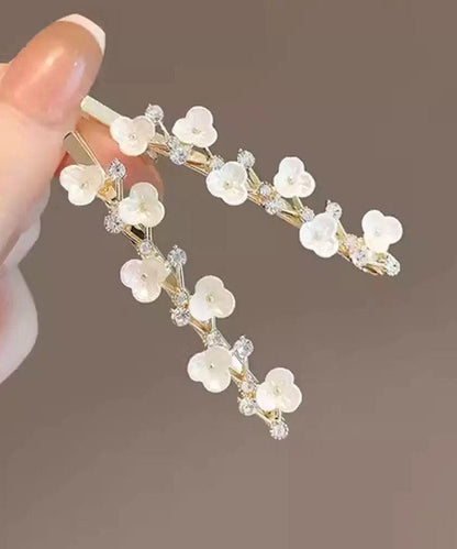 Elegant White Alloy Zircon Colored Glaze Floral A Pair Hairpin