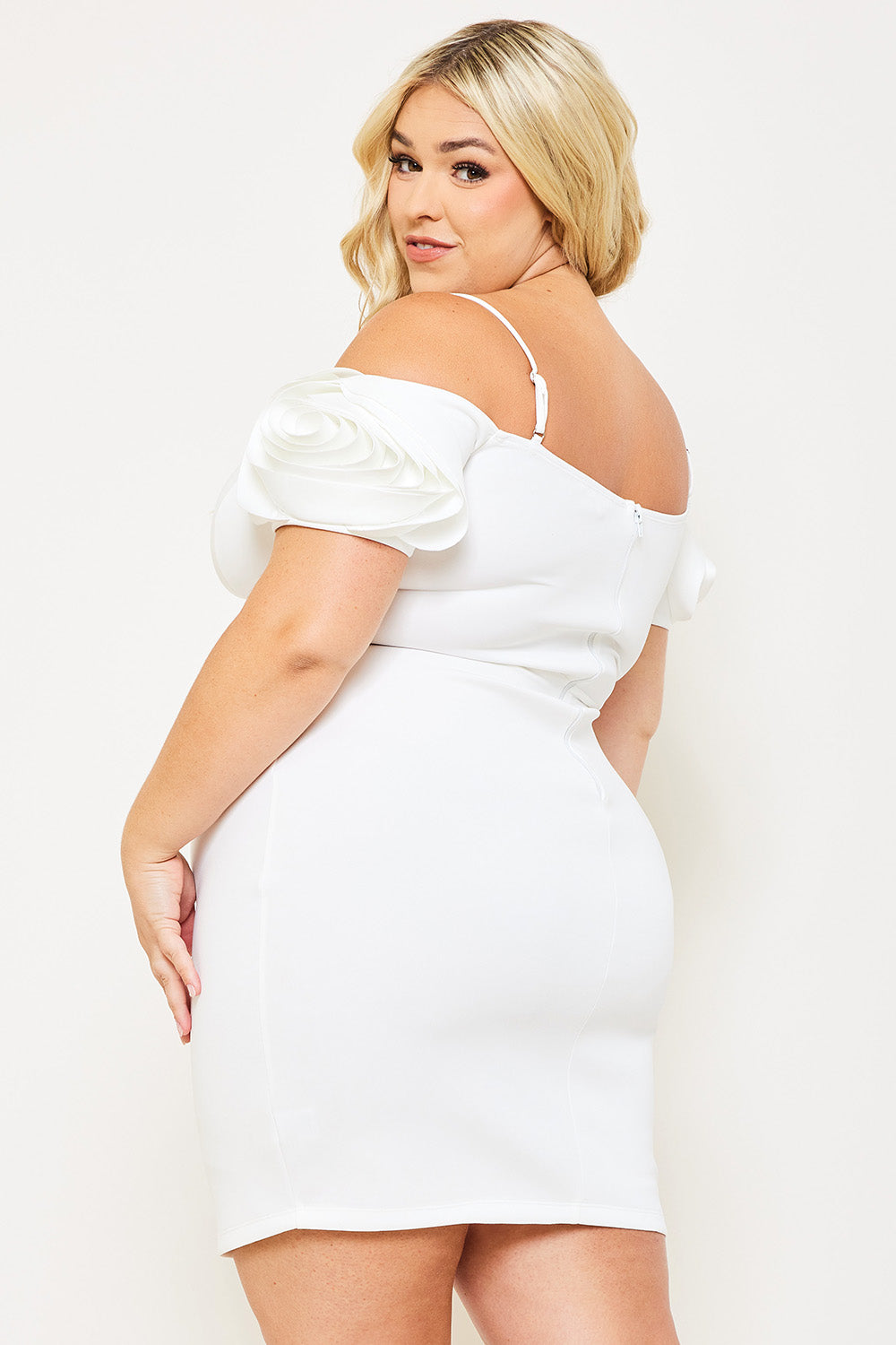 Symphony Dress - Flower Oblique On Sleeve Plus Size Night Out Mini Dress