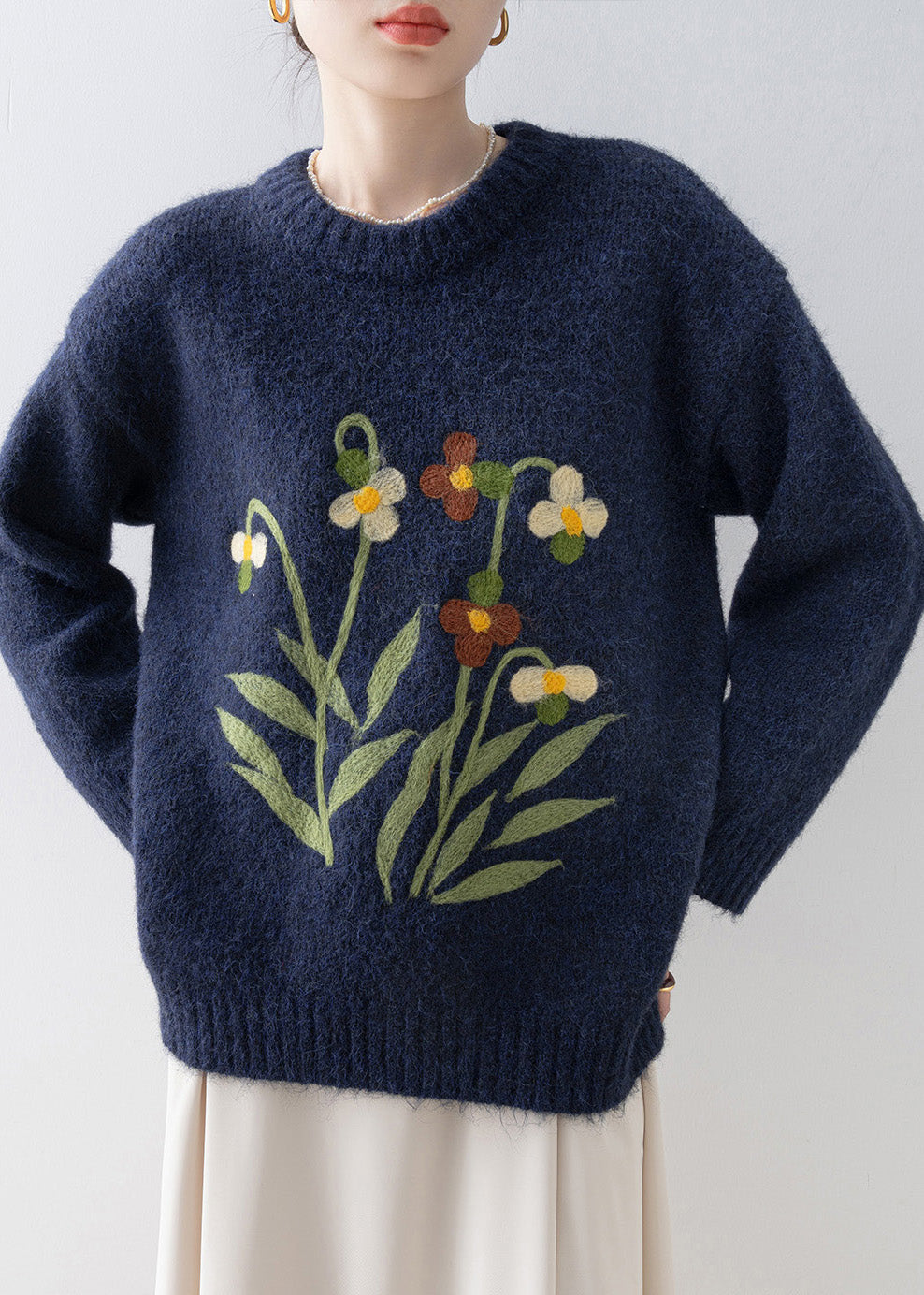 Simple Navy O Neck Floral Knit Pullover Spring