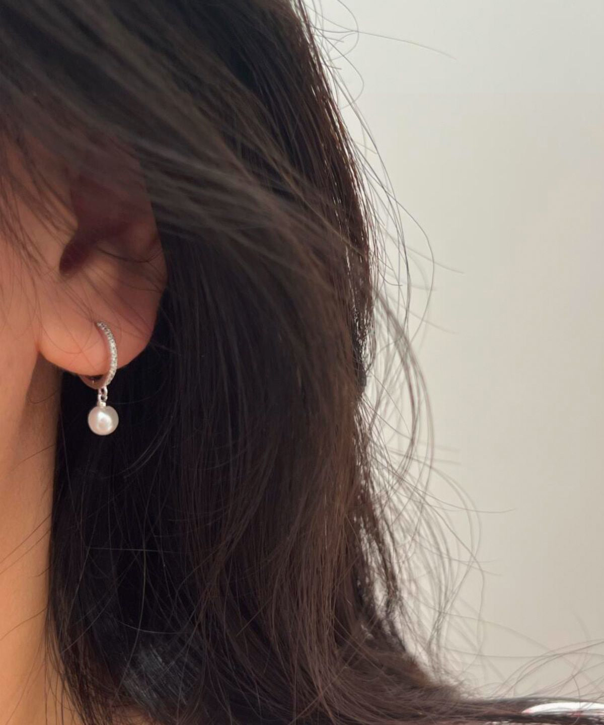 Simple Silk Strergild Silver Zircon Pearl Hoop Earrings