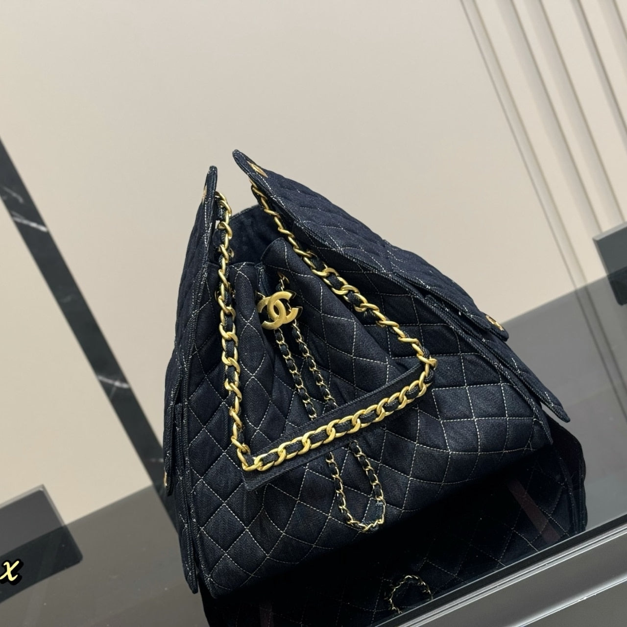CHANEL 25 MEDIUM BAG SHOULDER HANDBAG DENIM DARK BLUE 40CM