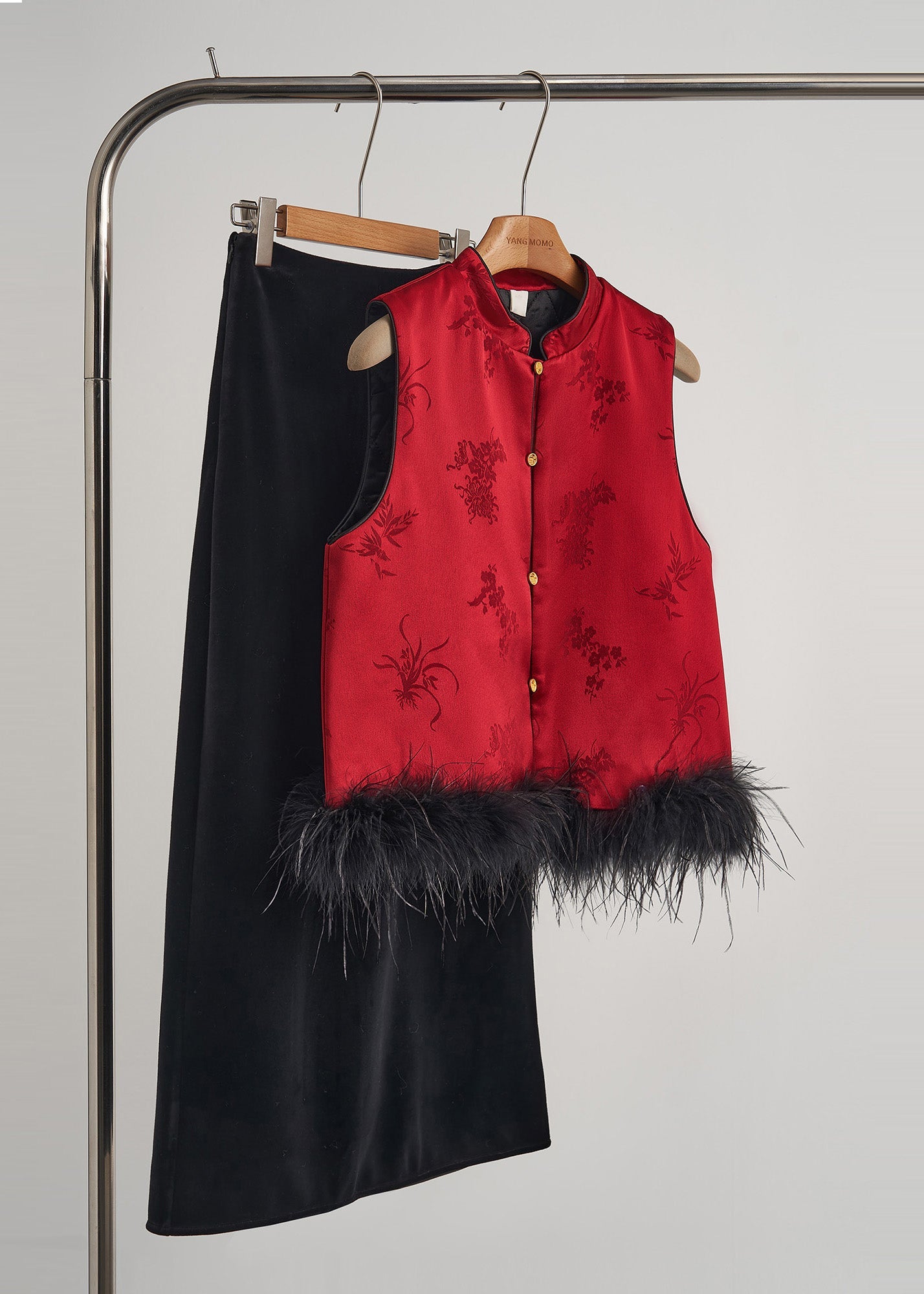 Vintage Red Jacquard Patchwork Feather Silk Vests Fall