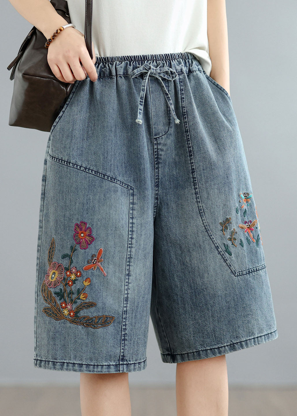 Women Blue Embroidered Pockets Denim Shorts Summer