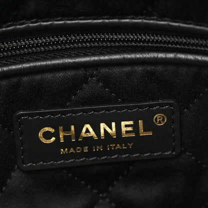 Shiny Calfskin Quilted Small Chanel 22 Black
