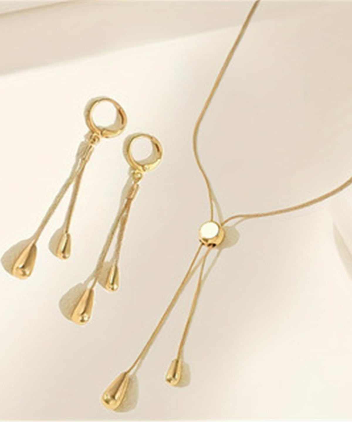 Fine Gold Copper Overgild Drawing Drop Earrings And Pendant Necklace Two-Piece Set