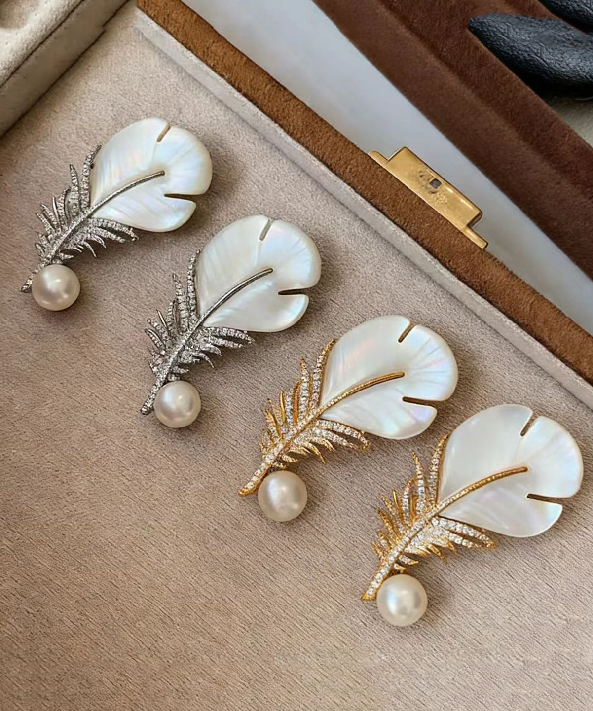 Modern Golden Feather Shape Pearl Fine Zircon Women Brooch