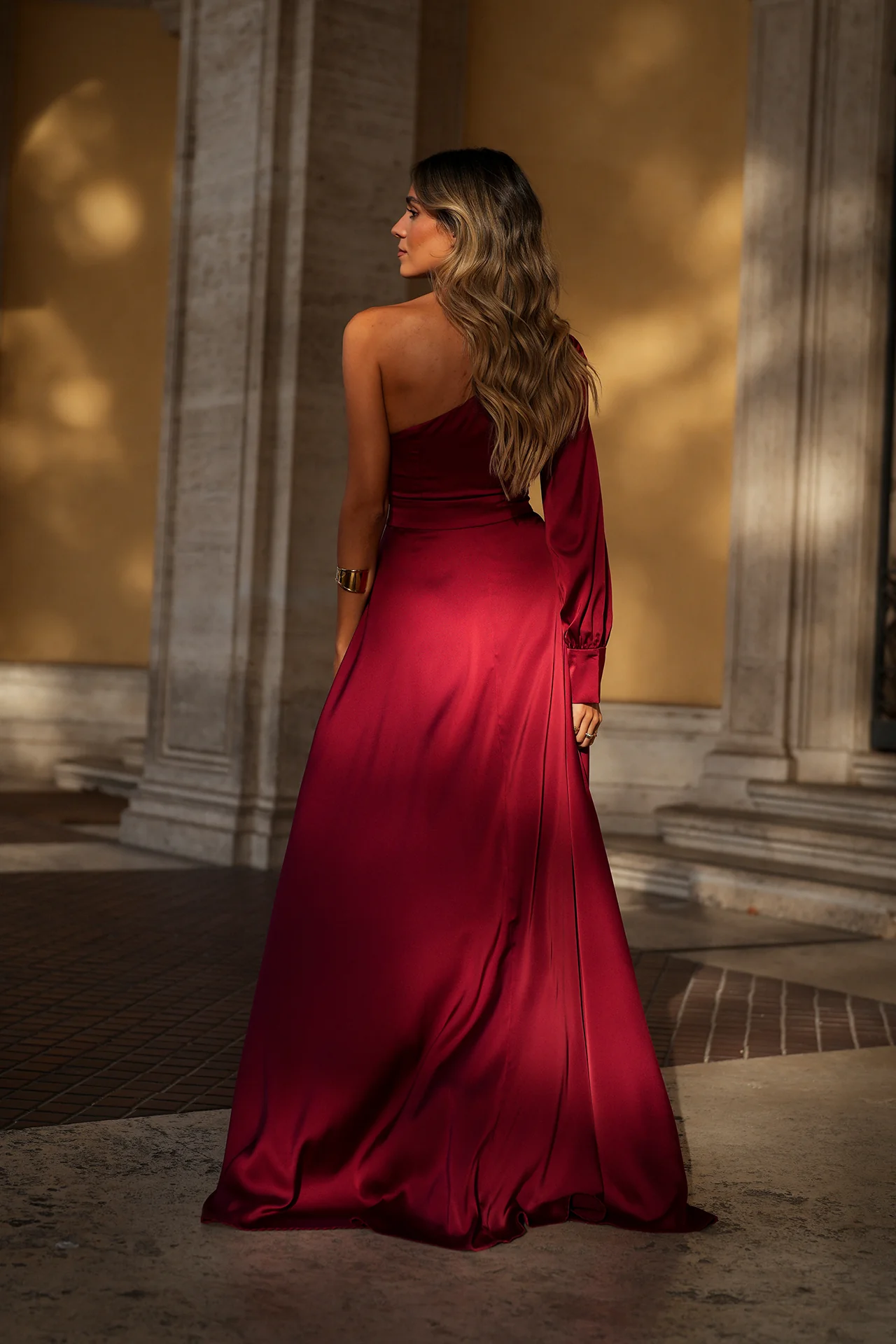Sexy One-Shoulder Waist Slit Solid Color Dress