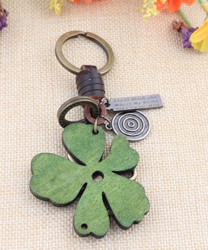 Fine Green Copper Alloy Pentagram Four Leaf Clover Ginkgo Leaf Keychains