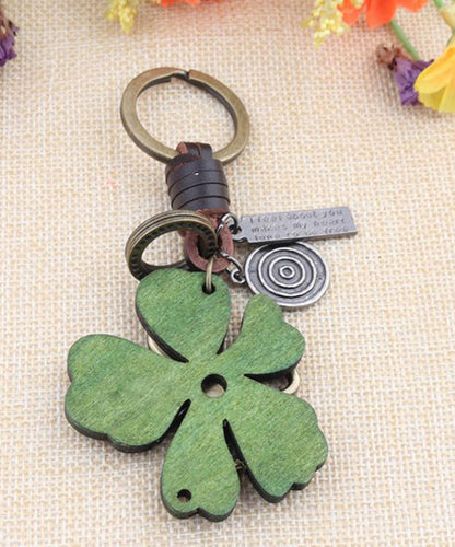 Fine Green Copper Alloy Pentagram Four Leaf Clover Ginkgo Leaf Keychains