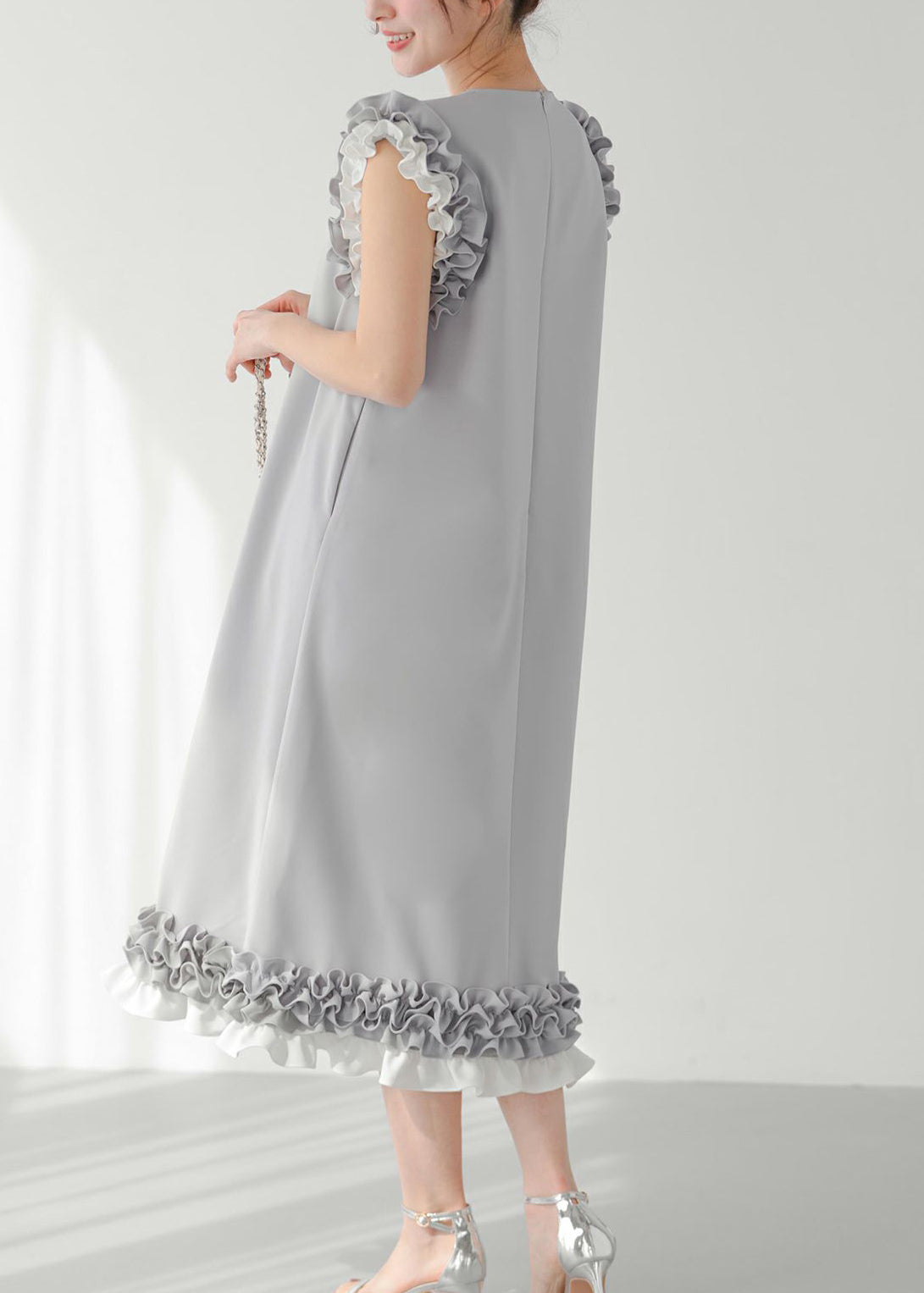Chic Grey Ruffled Patchwork Pearl Decorated Straight Dress Sleeveless