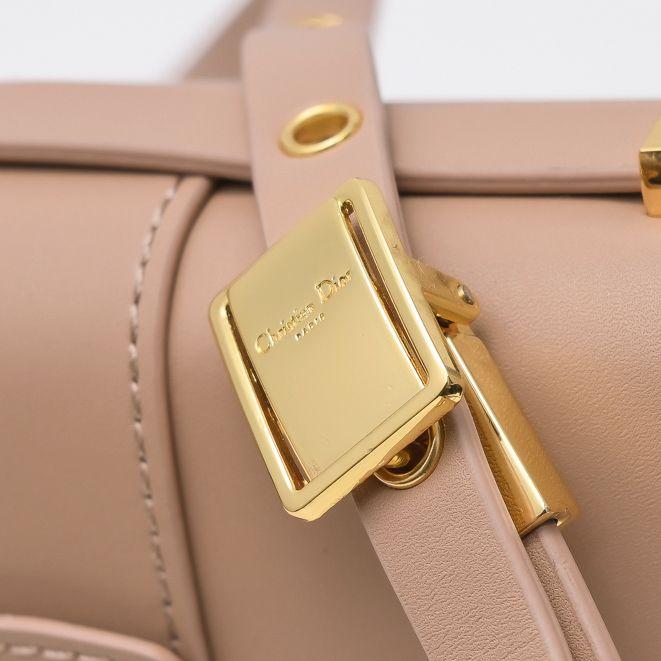 Dior 30 Montaigne