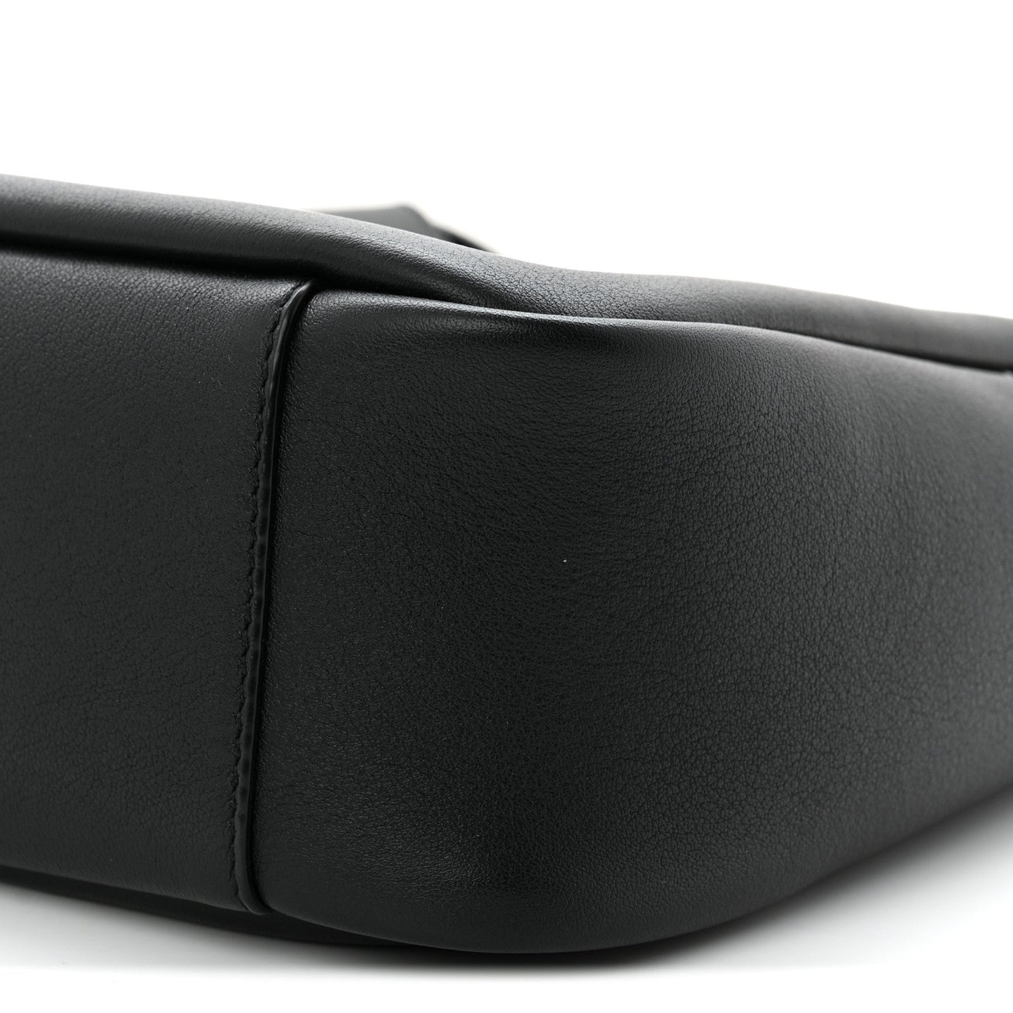 Grained Calfskin Small Le 5 A 7 Soft Hobo Black
