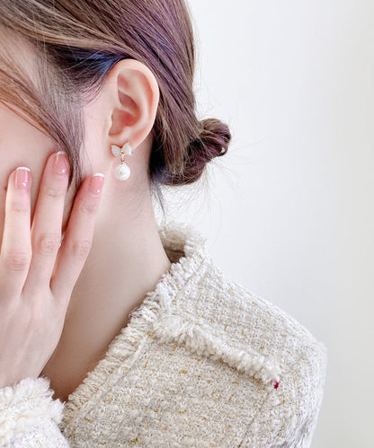Elegant White Copper Alloy Bow Shell Pearl Drop Earrings