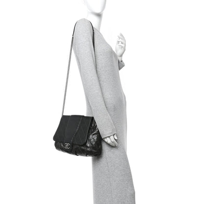 Caviar Aged Calfskin Medium Bubble Graphic Messenger Bag Grey