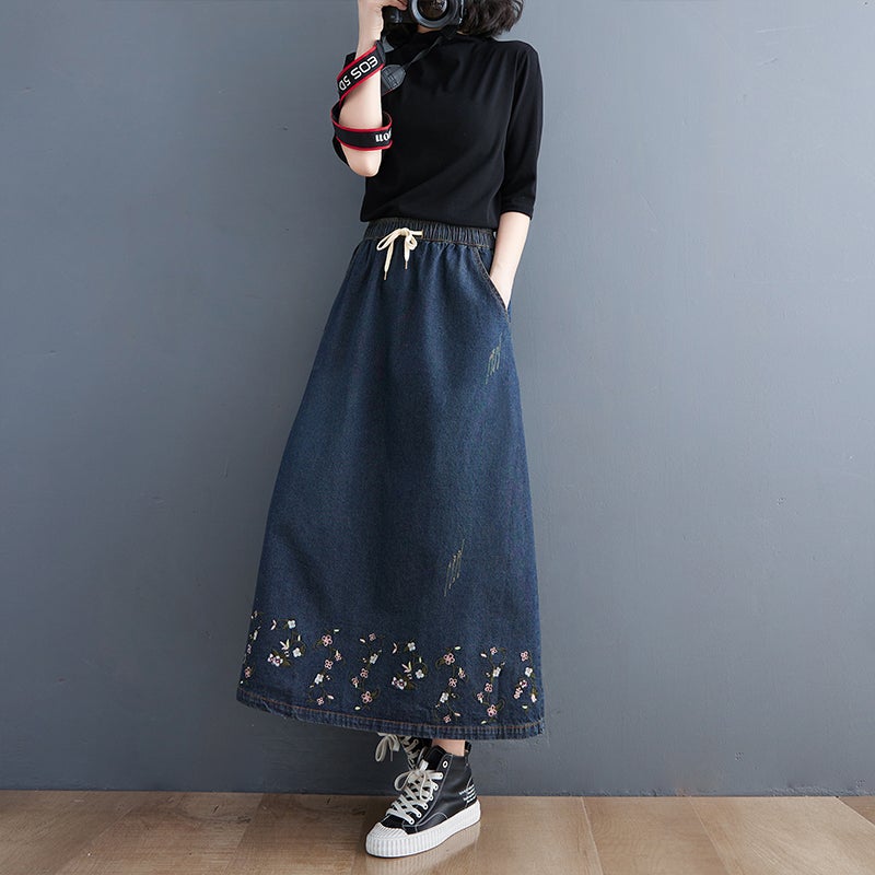 Retro Floral Embroidery Loose Denim Skirt