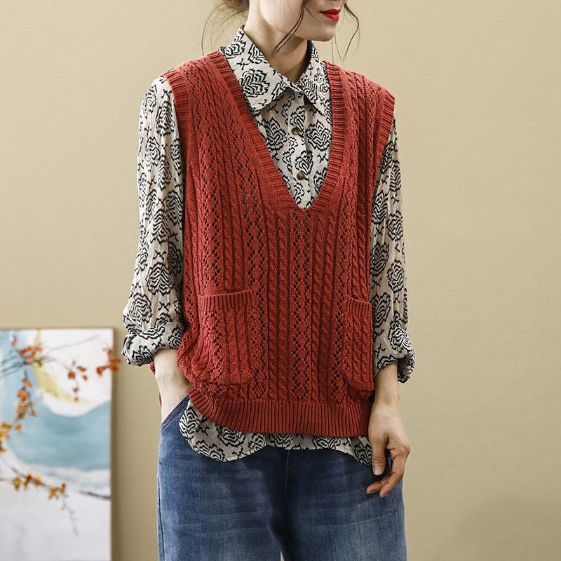 V-neck Hollowed Retro Sweater Vest