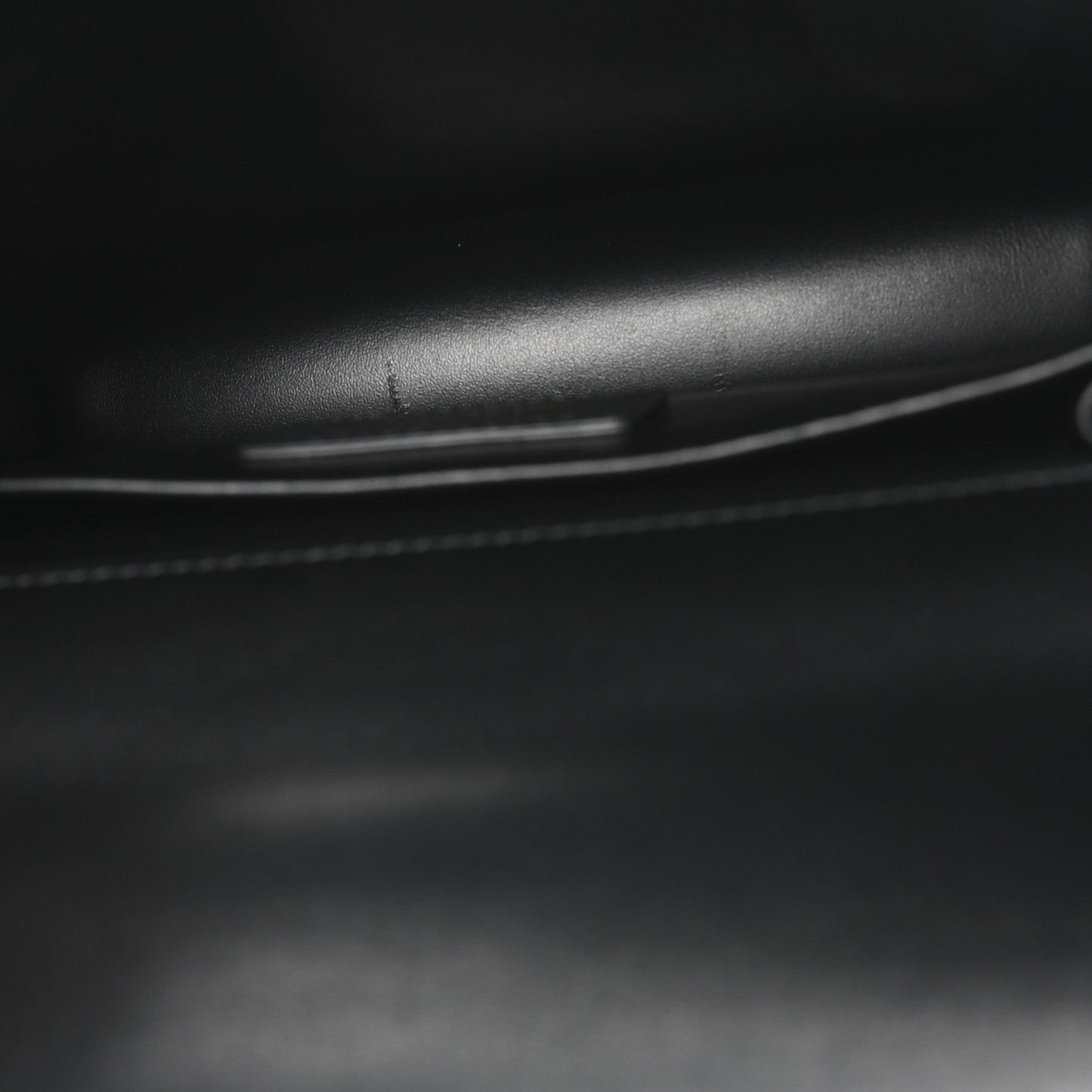 Smooth Calfskin 30 Montaigne Flap Bag Black