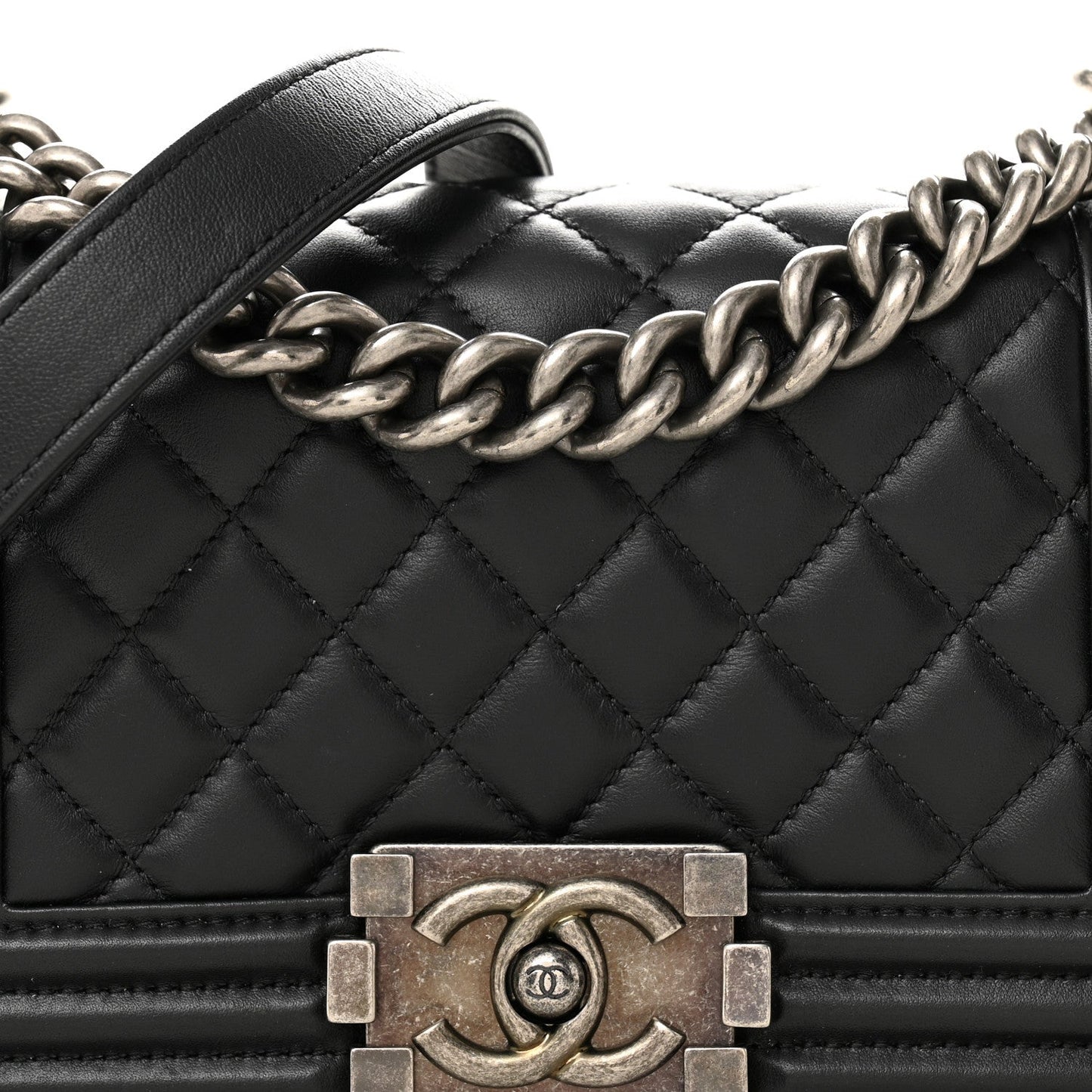 Lambskin Quilted Small Boy Flap Black