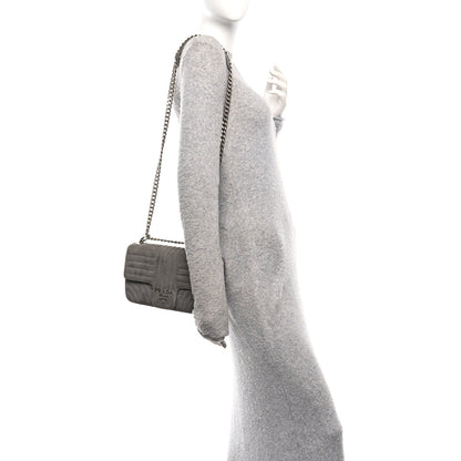 Camoscio Impunture Diagramme Medium Chain Flap Shoulder Bag Grey