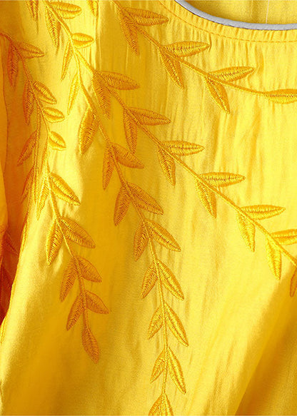 Plus Size Yellow Solid Color O-Neck Embroideried Linen Top Half Sleeve