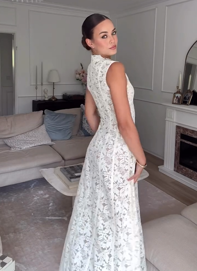Sexy Sleeveless Waist Lace Solid Color Dress
