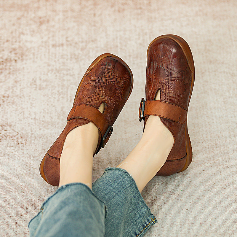 Women Retro Leather Bickled Flat Casual Shoes