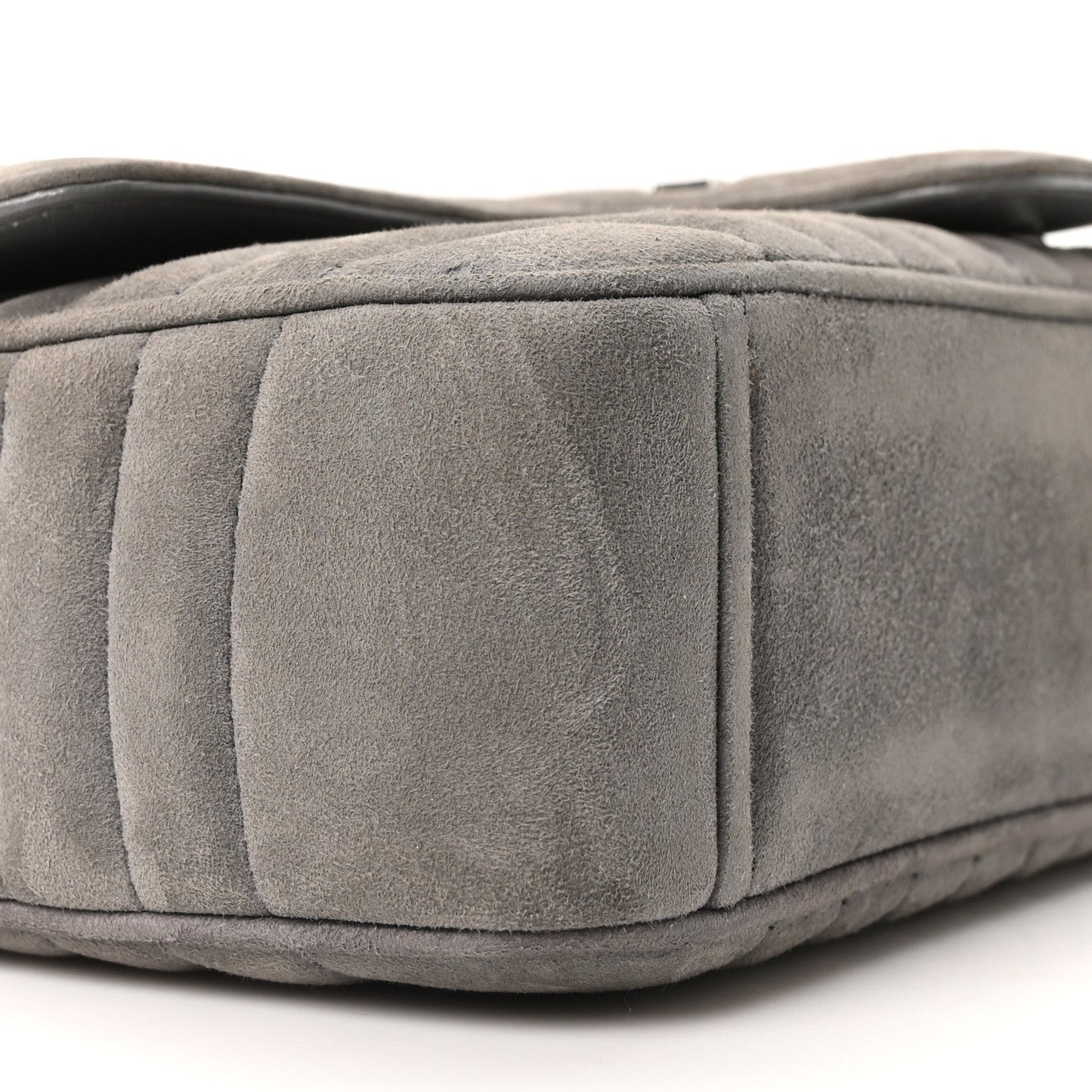 Camoscio Impunture Diagramme Medium Chain Flap Shoulder Bag Grey