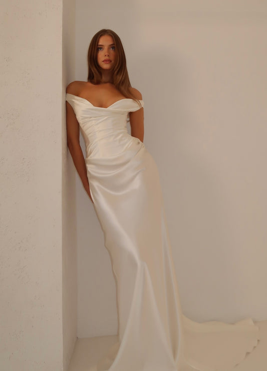 Sexy Sleeveless Solid Color Slim Mop Evening Dress