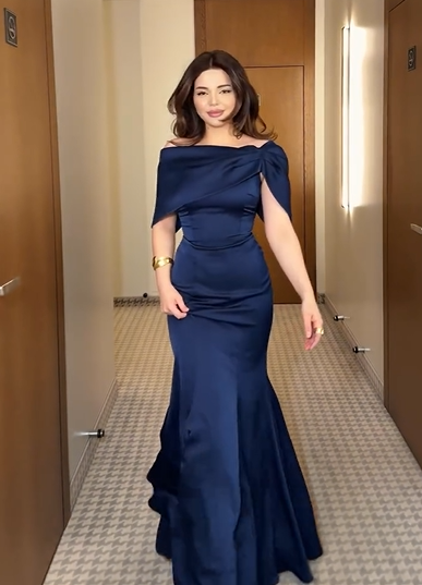 Sexy Shawl Sleeveless Slim-Fit Evening Dress