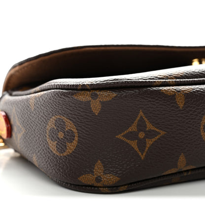 Monogram Ivy Wallet On Chain