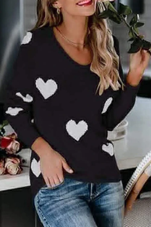 Heart Print V-Neck Knitted Sweater