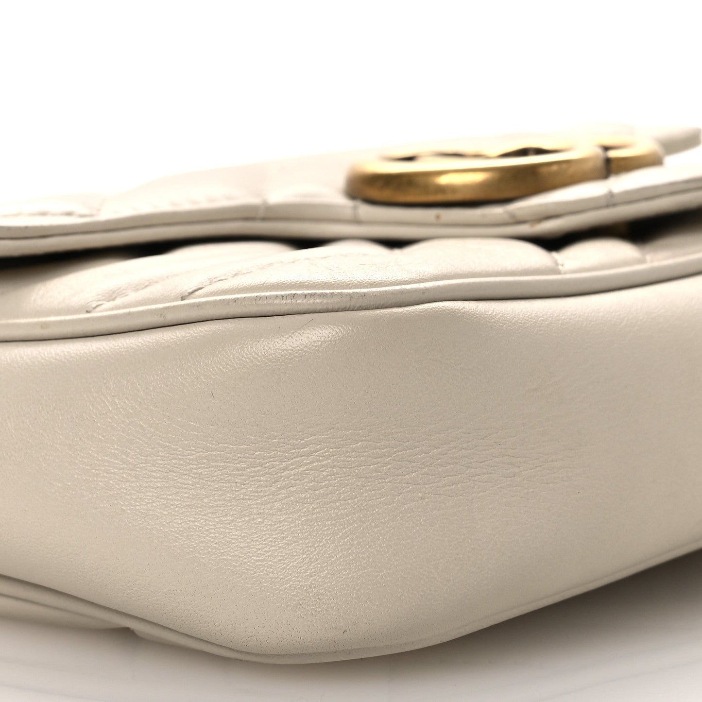 Calfskin Matelasse Super Mini GG Marmont Shoulder Bag White
