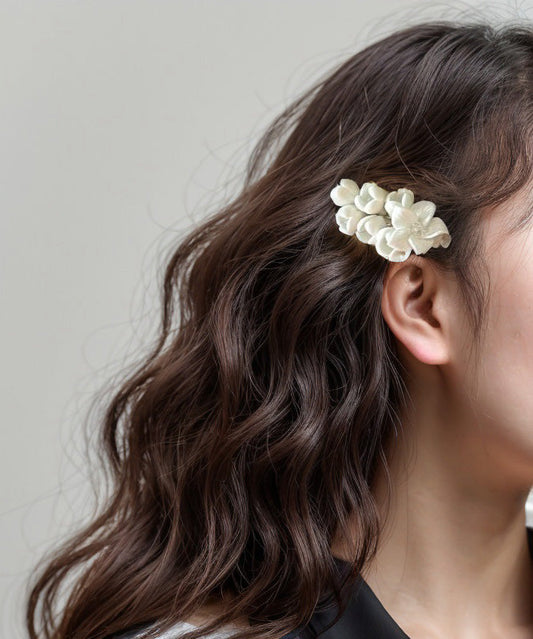 Classy White Alloy Crystal Floral Hairpin