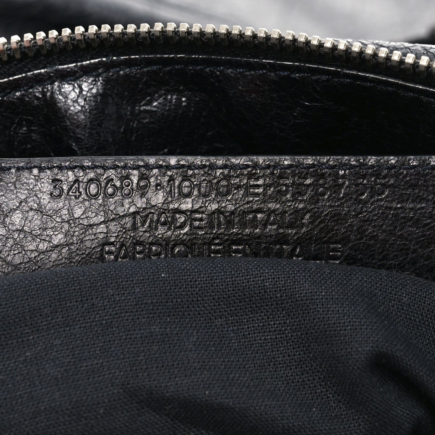 Agneau Classic Silver Hardware Weekender Black