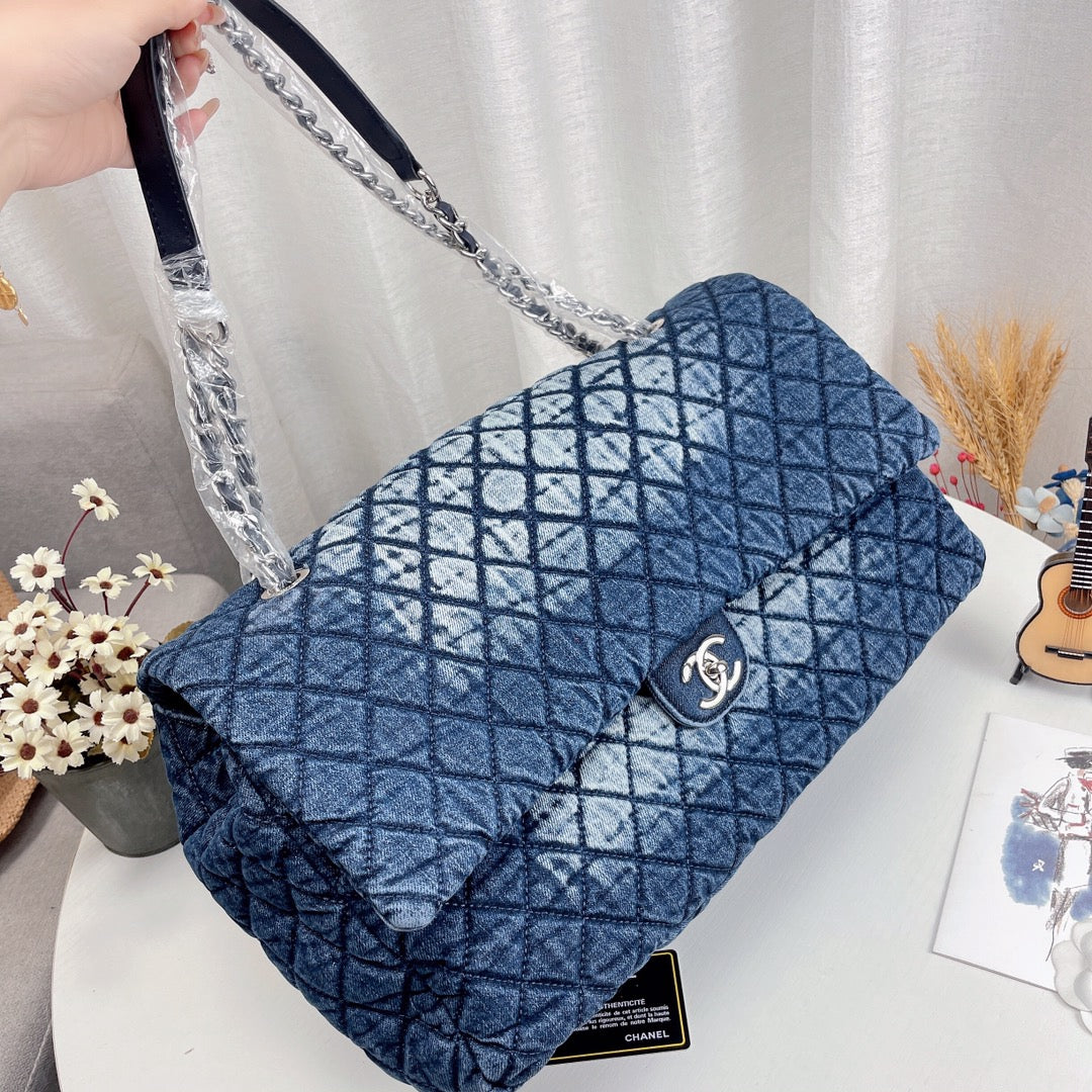 Chanel Jumbo Classic Flap Tote Bag