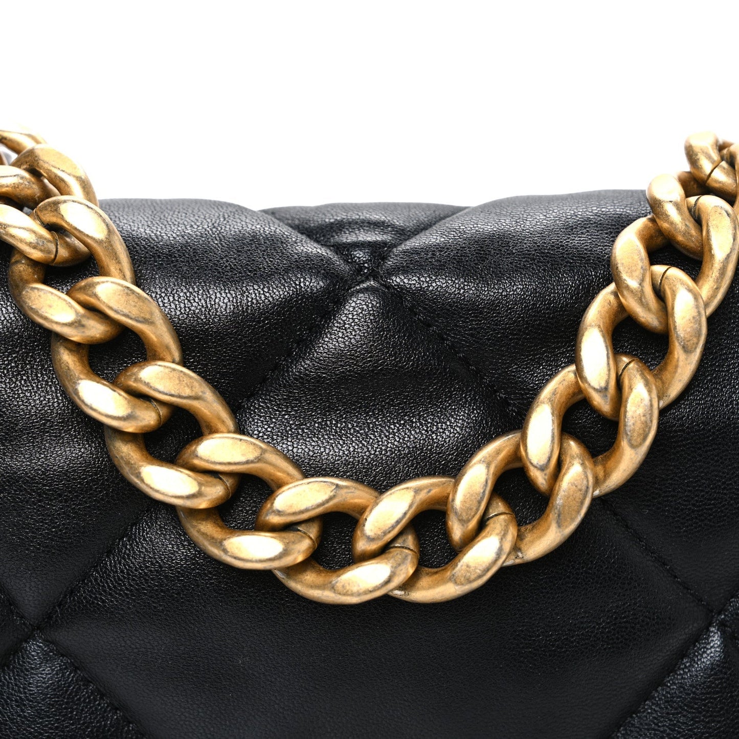 Lambskin Quilted Medium Chanel 19 Flap Black