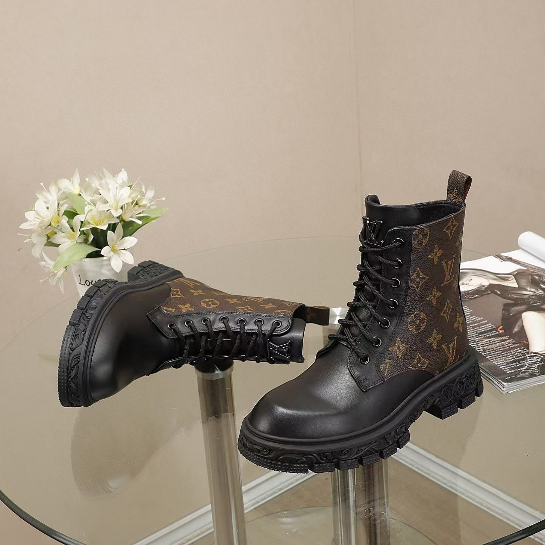 Premium LUV BOOTS 004