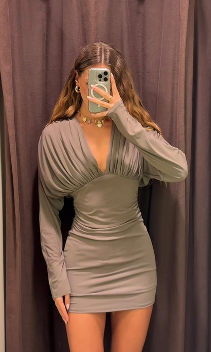 Sexy Long Sleeve Deep V Pleated Slim Fit Mini Skirt