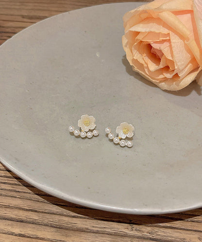 Brief White Copper Overgild Pearl Floral Stud Earrings
