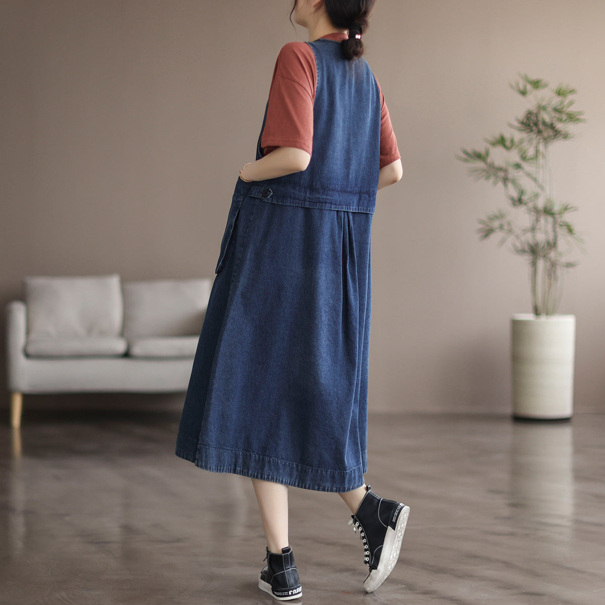 Mid Length Sleeveless Large Pocket V-Neck Plus Size Dress